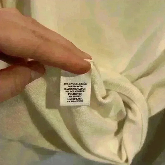 Ann Taylor Women’s Crewneck Knit Sweater Zipper on Back Off White Cream Size S - Picture 6 of 6